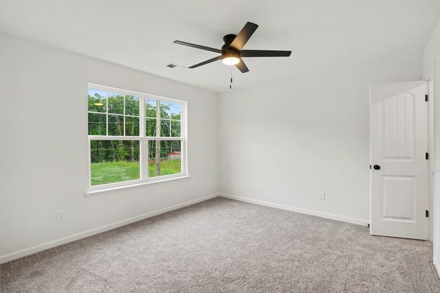 225 Hannah Lee Hill Rd, La Vergne, TN 37086