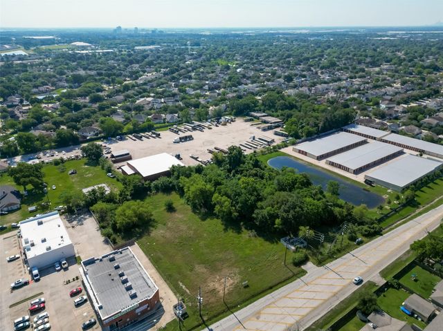 11966 Walters Road, Houston, TX 77067