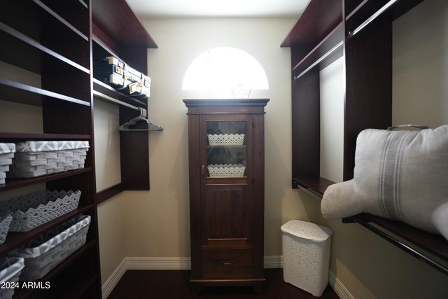 8658 E Davenport - GUEST HOUSE ONLY Drive, Scottsdale, AZ 85260