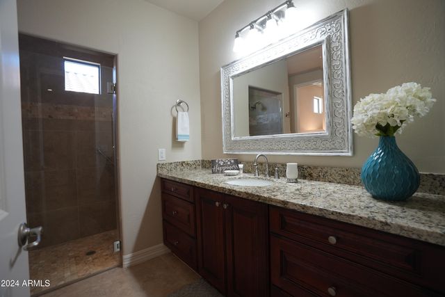 8658 E Davenport - GUEST HOUSE ONLY Drive, Scottsdale, AZ 85260