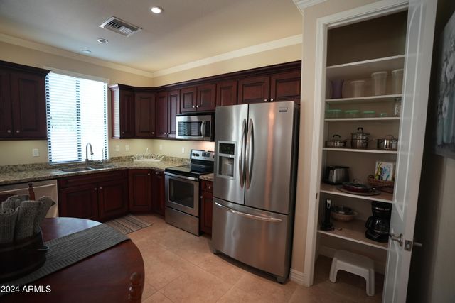 8658 E Davenport - GUEST HOUSE ONLY Drive, Scottsdale, AZ 85260