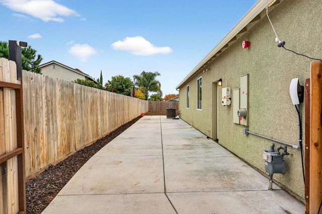 3603 Guru Ct, Ceres, CA 95307