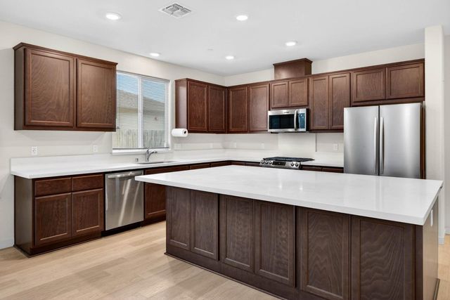 3603 Guru Ct, Ceres, CA 95307