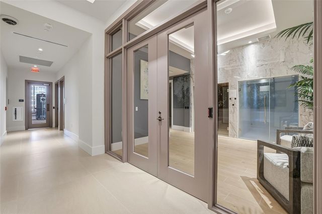 275 1ST AVENUE S 1207, St Petersburg, FL 33701