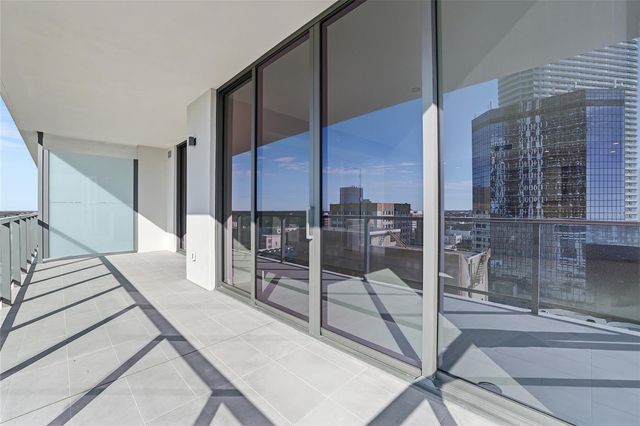 275 1ST AVENUE S 1207, St Petersburg, FL 33701