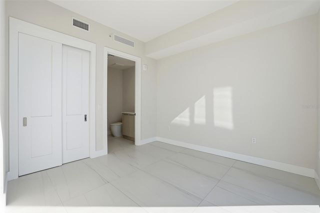 275 1ST AVENUE S 1207, St Petersburg, FL 33701