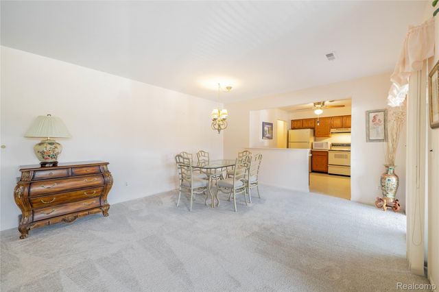 8597 Mathias Drive 43, Grosse Ile Township, MI 48138