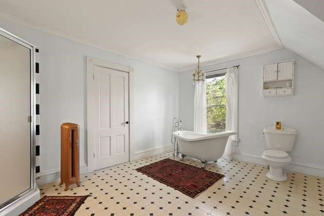 56 S. Worcester St, Norton, MA 02466