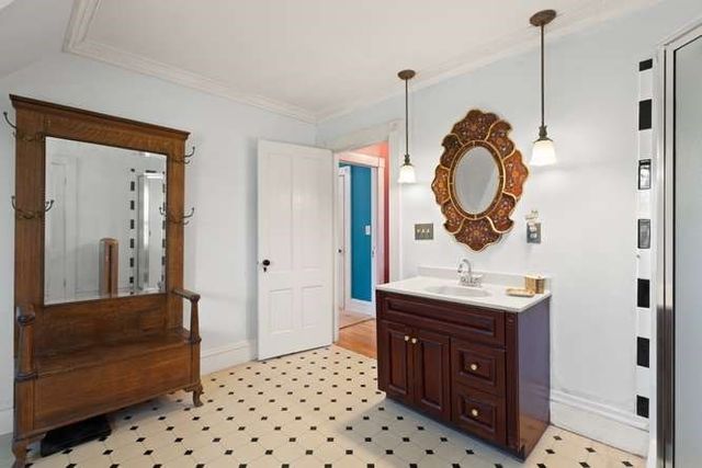 56 S. Worcester St, Norton, MA 02466