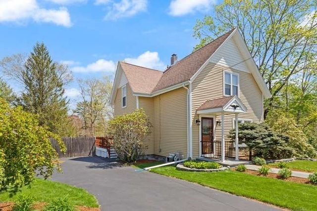 56 S. Worcester St, Norton, MA 02466