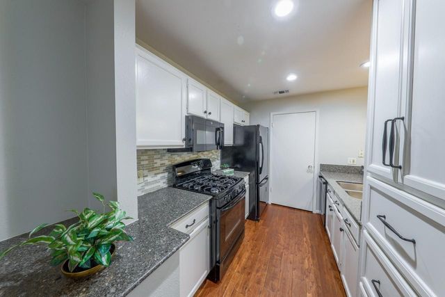 70 Cokeberry Court, The Woodlands, TX 77380