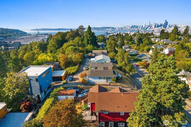 4131 21st Avenue SW, Seattle, WA 98106
