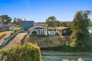 4131 21st Avenue SW, Seattle, WA 98106