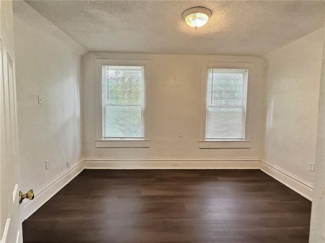 2006 Agnes Avenue, Kansas City, MO 64127