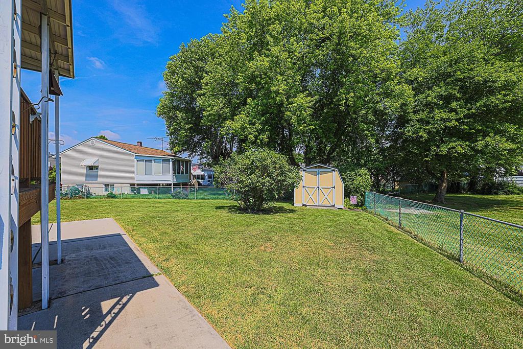 Image 10 of property listing at 9106 SANDRA PARK RD, Perry Hall, MD 21128