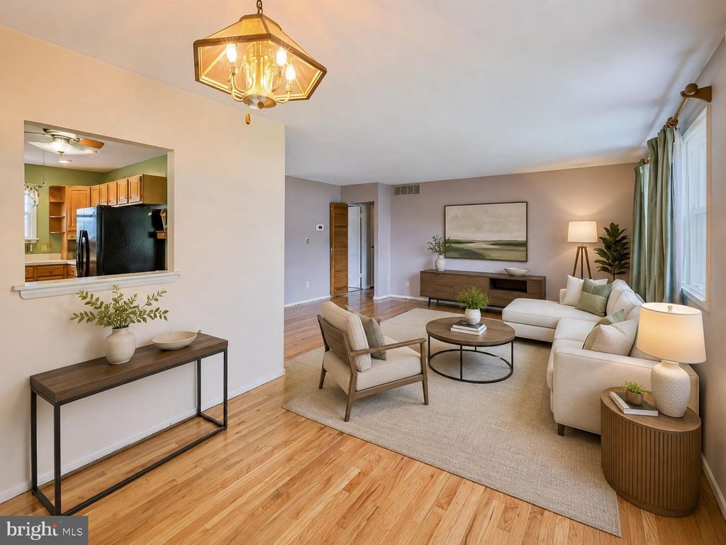 Image 19 of property listing at 9106 SANDRA PARK RD, Perry Hall, MD 21128