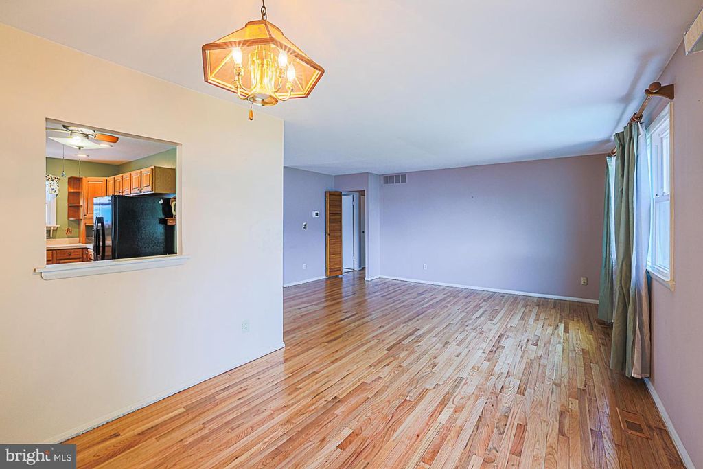 Image 20 of property listing at 9106 SANDRA PARK RD, Perry Hall, MD 21128