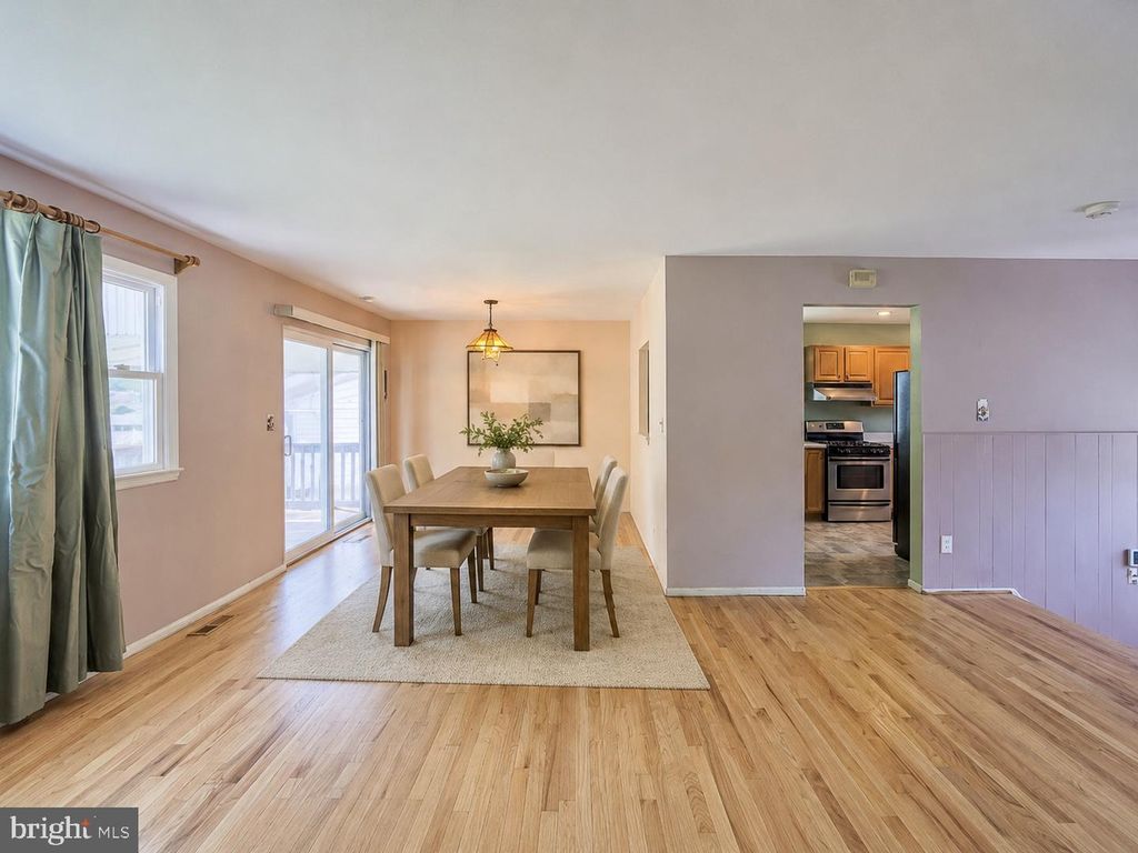 Image 21 of property listing at 9106 SANDRA PARK RD, Perry Hall, MD 21128