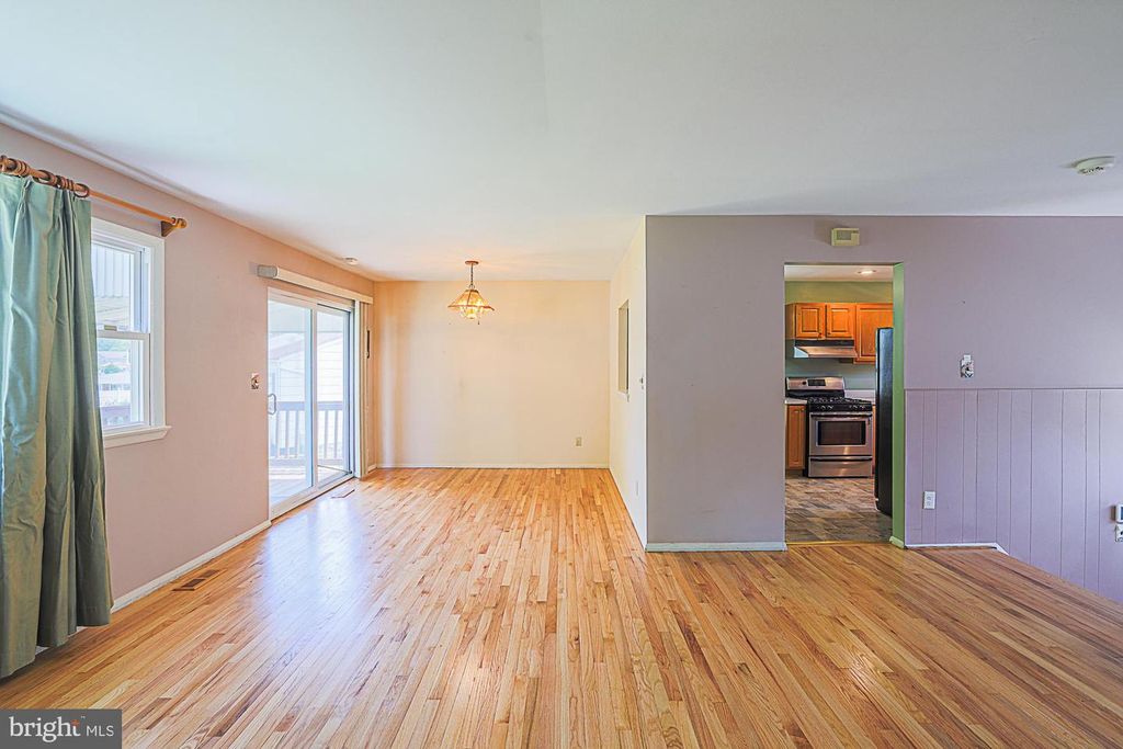Image 22 of property listing at 9106 SANDRA PARK RD, Perry Hall, MD 21128
