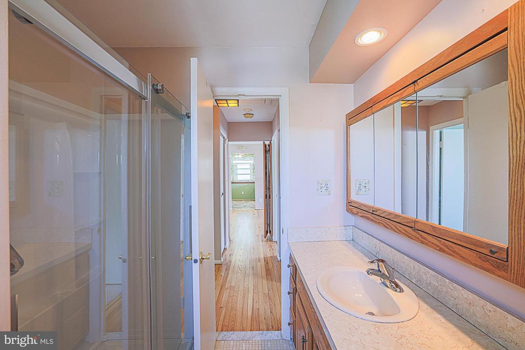 Image 35 of property listing at 9106 SANDRA PARK RD, Perry Hall, MD 21128
