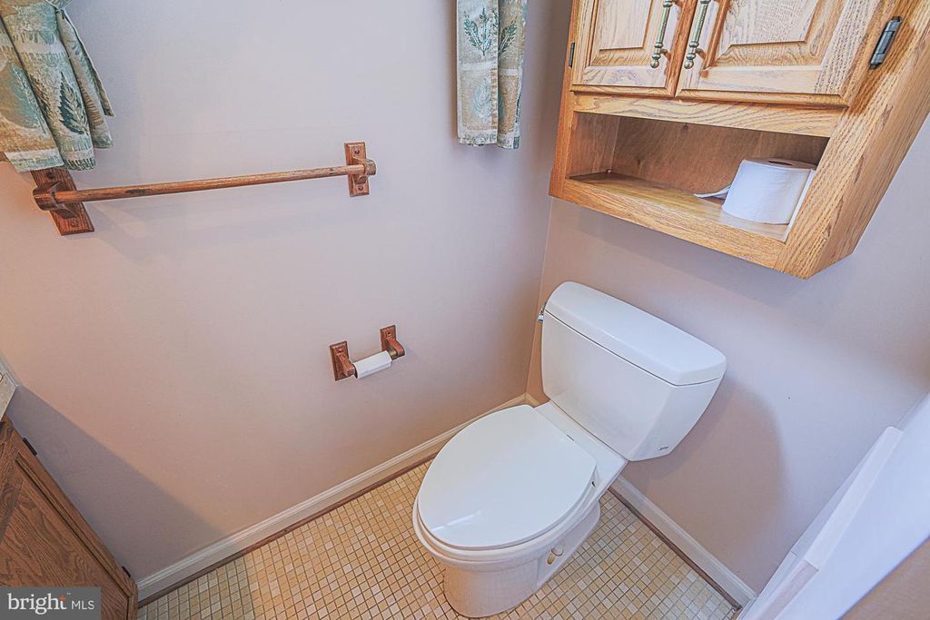 Image 36 of property listing at 9106 SANDRA PARK RD, Perry Hall, MD 21128