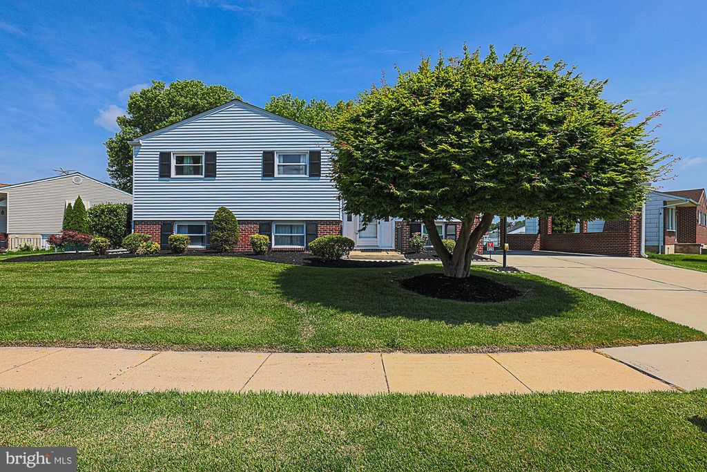Image 5 of property listing at 9106 SANDRA PARK RD, Perry Hall, MD 21128