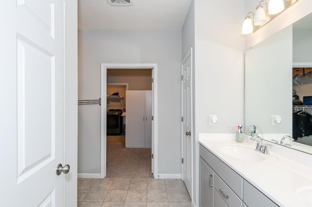 1701 Glade Valley Drive, Washington Twp, OH 45458