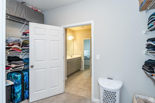 1701 Glade Valley Drive, Washington Twp, OH 45458