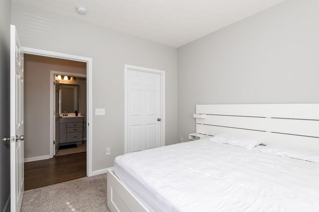 1701 Glade Valley Drive, Washington Twp, OH 45458