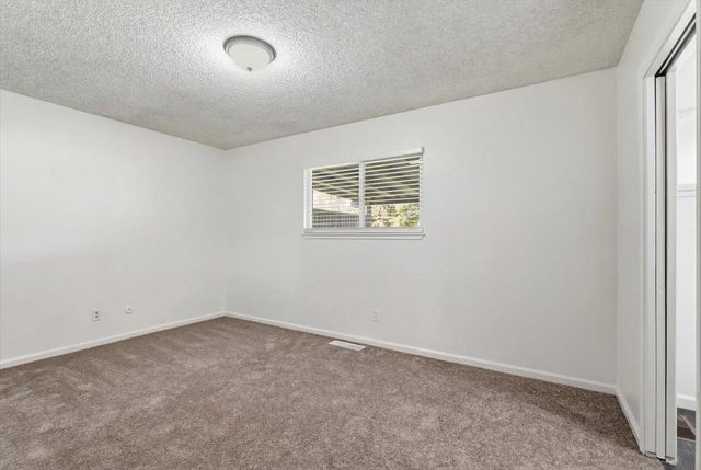 209 Tokay Ave, Modesto, CA 95350