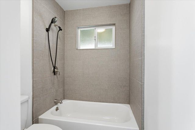 209 Tokay Ave, Modesto, CA 95350