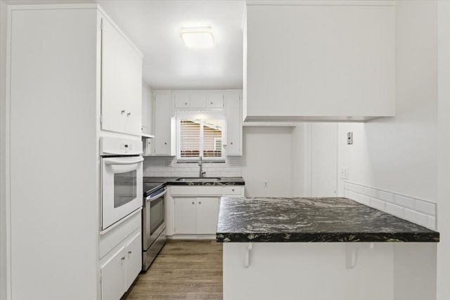 209 Tokay Ave, Modesto, CA 95350