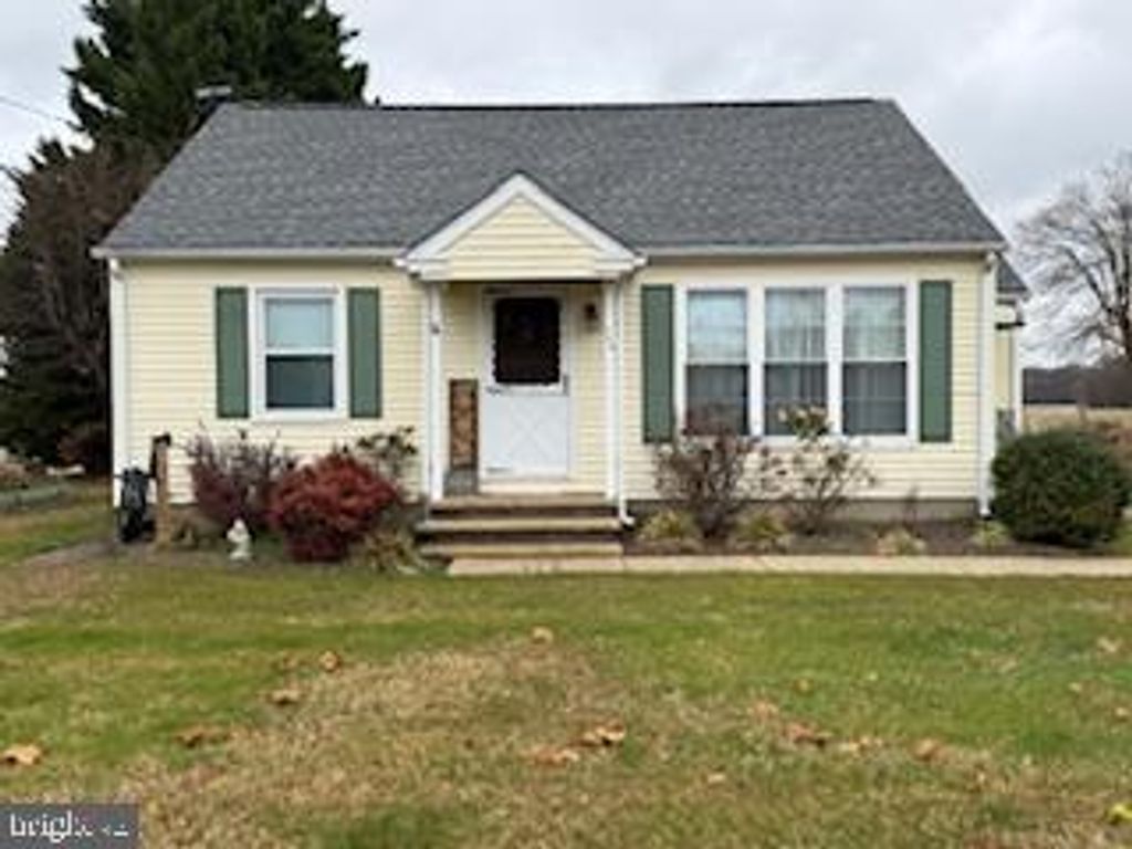 145 W FRONT ST, Frederica, DE 19946