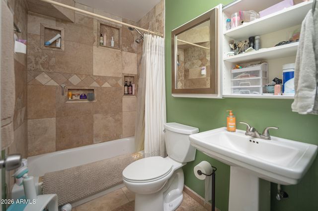 5962 N 83RD Street, Scottsdale, AZ 85250