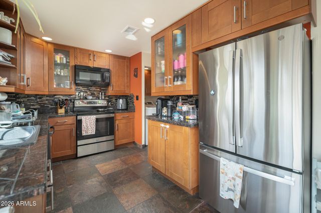 5962 N 83RD Street, Scottsdale, AZ 85250