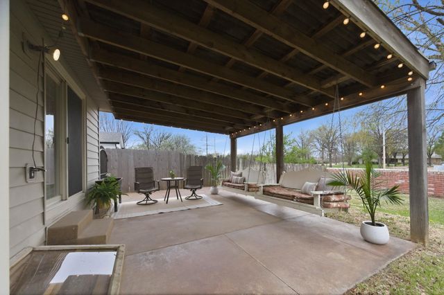 11006 W Cornelison St, Wichita, KS 67212