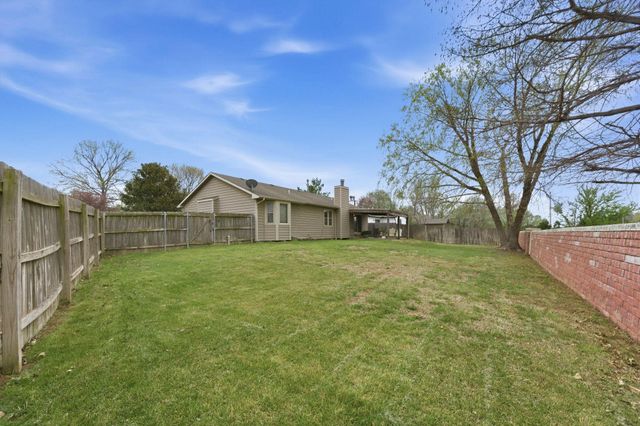 11006 W Cornelison St, Wichita, KS 67212