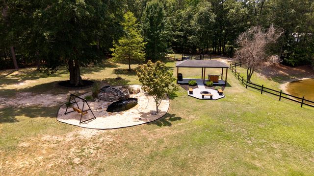 1090 Winding Pond Road, Manning, SC 29102
