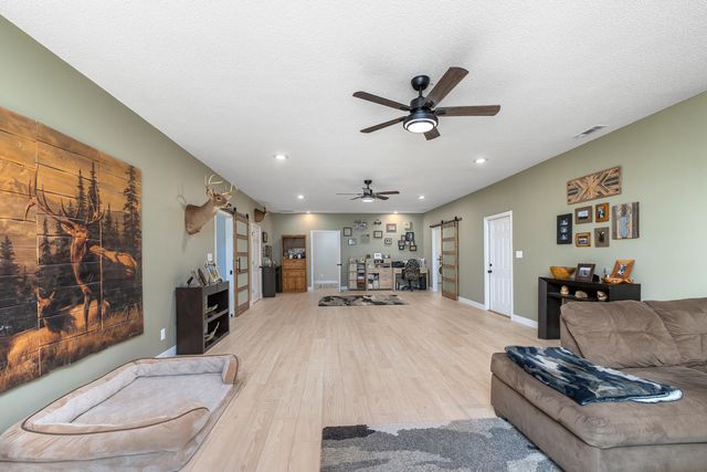 1090 Winding Pond Road, Manning, SC 29102