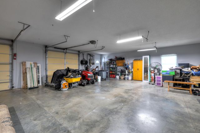 1090 Winding Pond Road, Manning, SC 29102