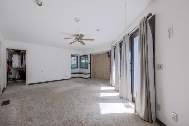 2070 King Of The Mountain Rd, Pollock Pines, CA 95726