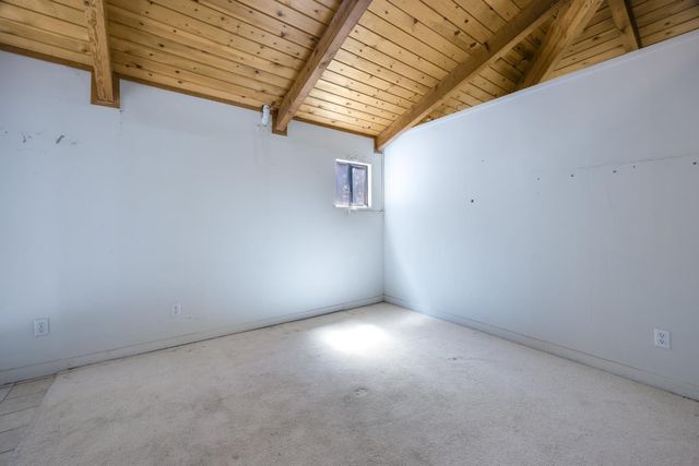 2070 King Of The Mountain Rd, Pollock Pines, CA 95726