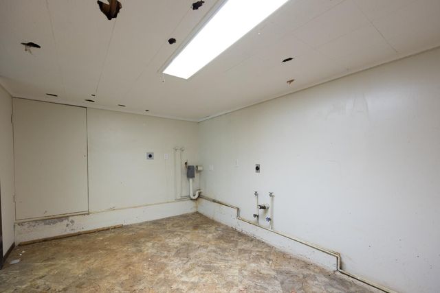 2070 King Of The Mountain Rd, Pollock Pines, CA 95726