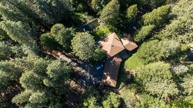 2070 King Of The Mountain Rd, Pollock Pines, CA 95726