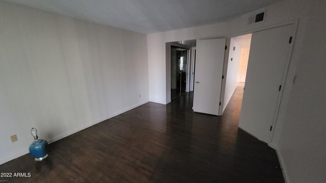 9201 N 47TH Drive, Glendale, AZ 85302