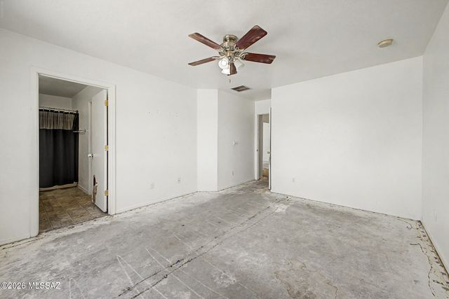2036 S St Michael Drive, Tucson, AZ 85713