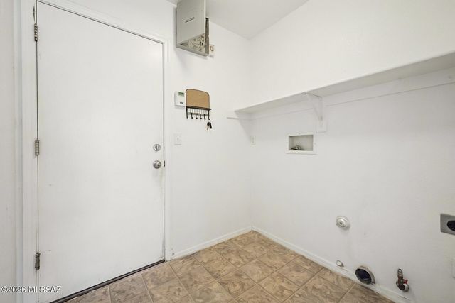2036 S St Michael Drive, Tucson, AZ 85713