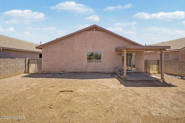 2036 S St Michael Drive, Tucson, AZ 85713