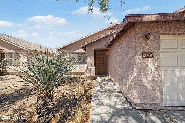 2036 S St Michael Drive, Tucson, AZ 85713