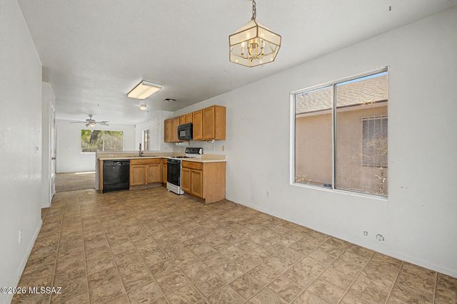 2036 S St Michael Drive, Tucson, AZ 85713